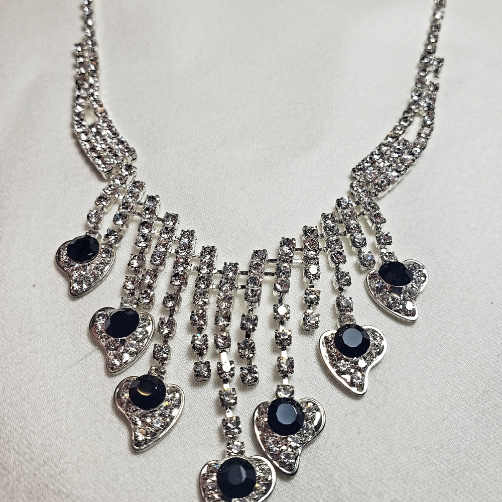 Necklace - Picture 5 of 6
